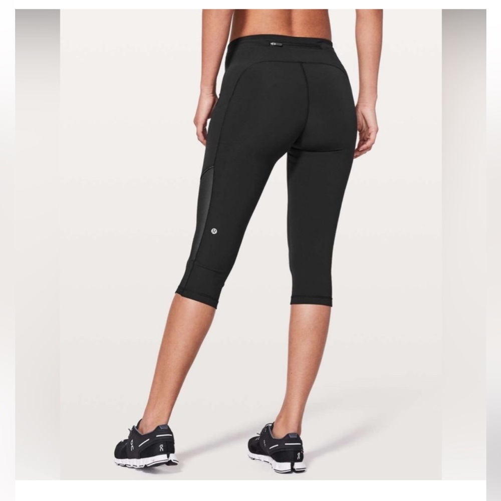 Lululemon Speed Up Crop *Mesh 21" black leggings size 6